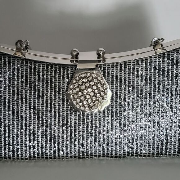 Vintage Silver Evening Bag with Rhinestone Cluster Clasp - Picture 2 of 8